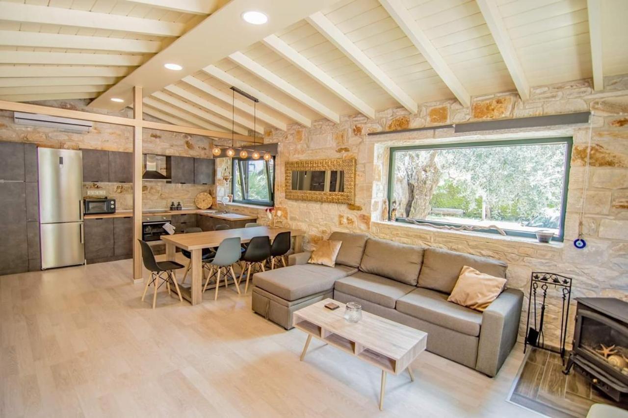 スカラ・ポタミアス Kastro Stone Houseヴィラ エクステリア 写真